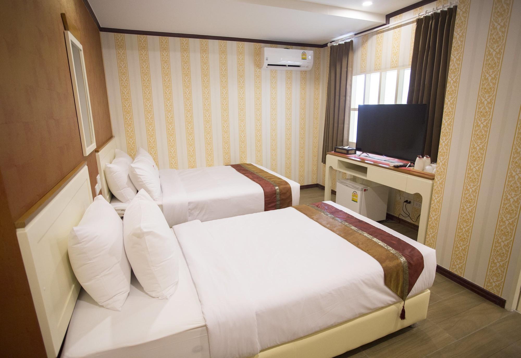 J&Y Hotel Latphrao 35 Bangkok Kültér fotó