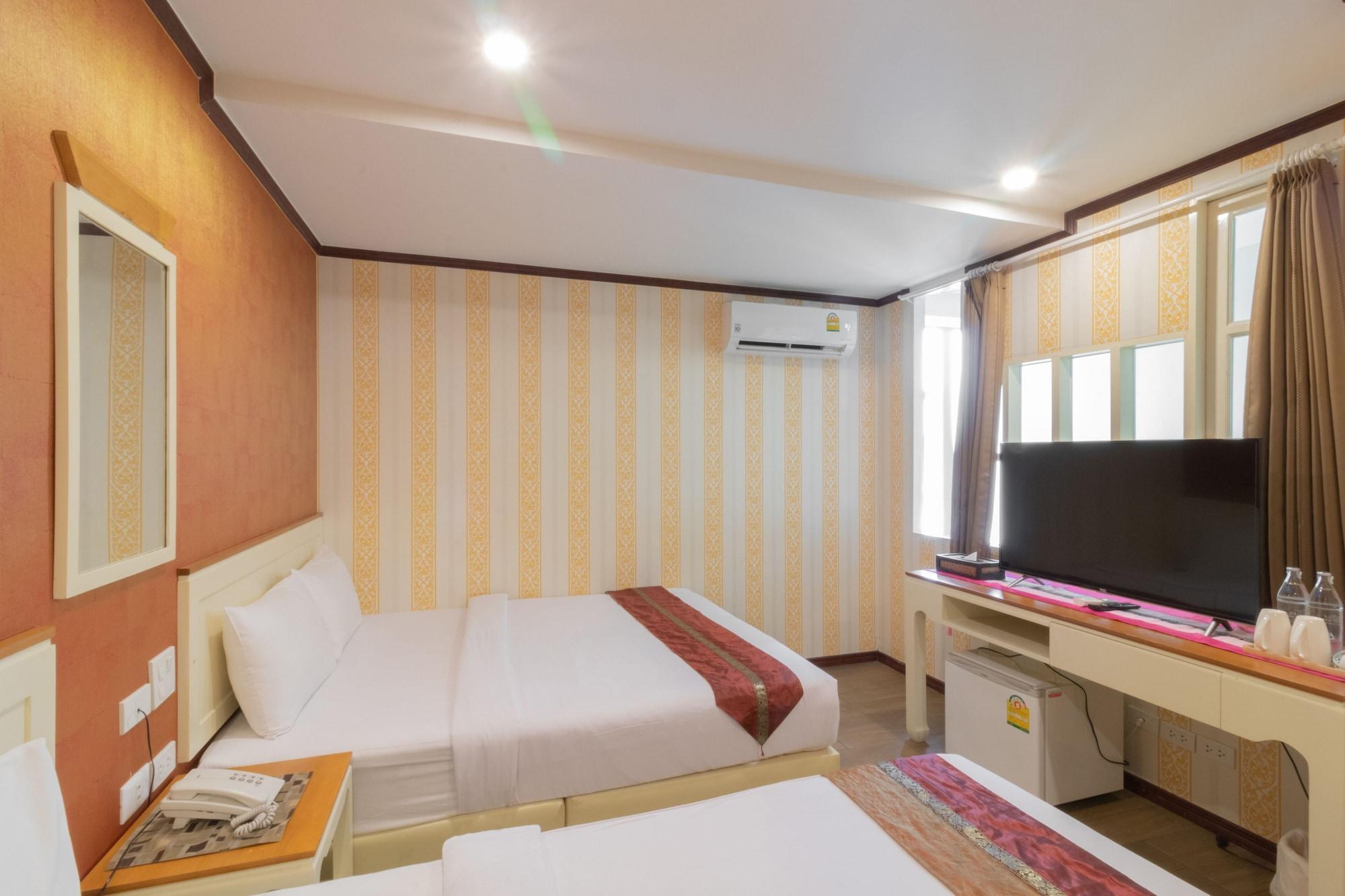 J&Y Hotel Latphrao 35 Bangkok Kültér fotó