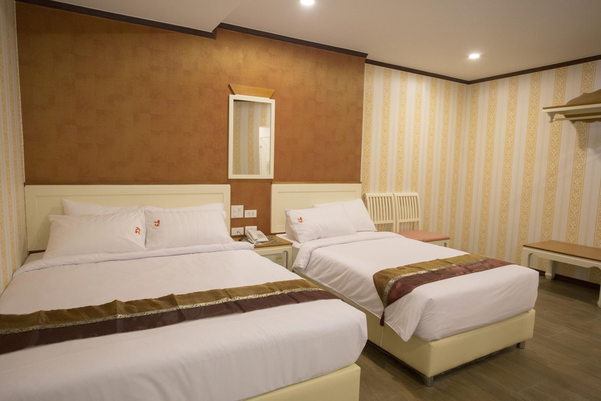 J&Y Hotel Latphrao 35 Bangkok Kültér fotó