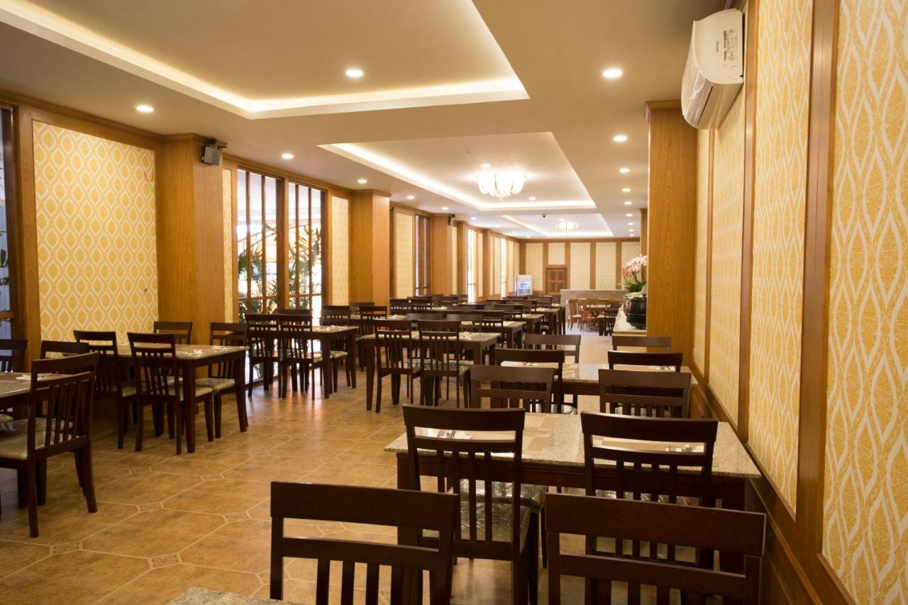 J&Y Hotel Latphrao 35 Bangkok Kültér fotó